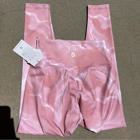 BuffBunny | NWT Rebel Leggings in Rose Quartz size Small - Picture 1 of 7
